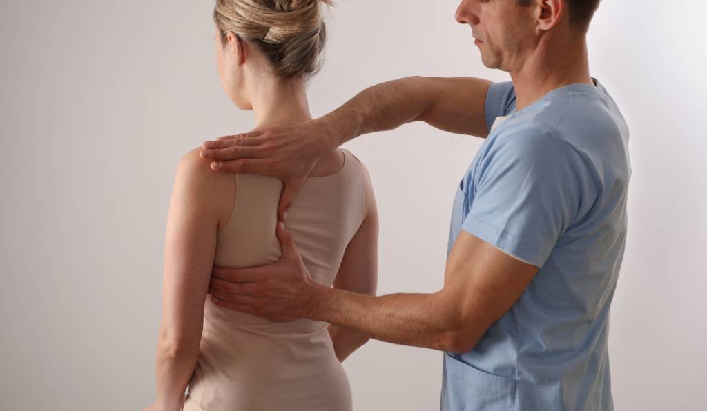 Como o Vácuo Abdominal pode melhorar sua postura